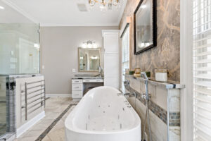 soaking tub