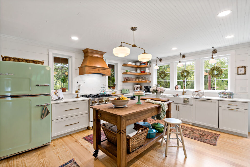 smaller kitchen layout
