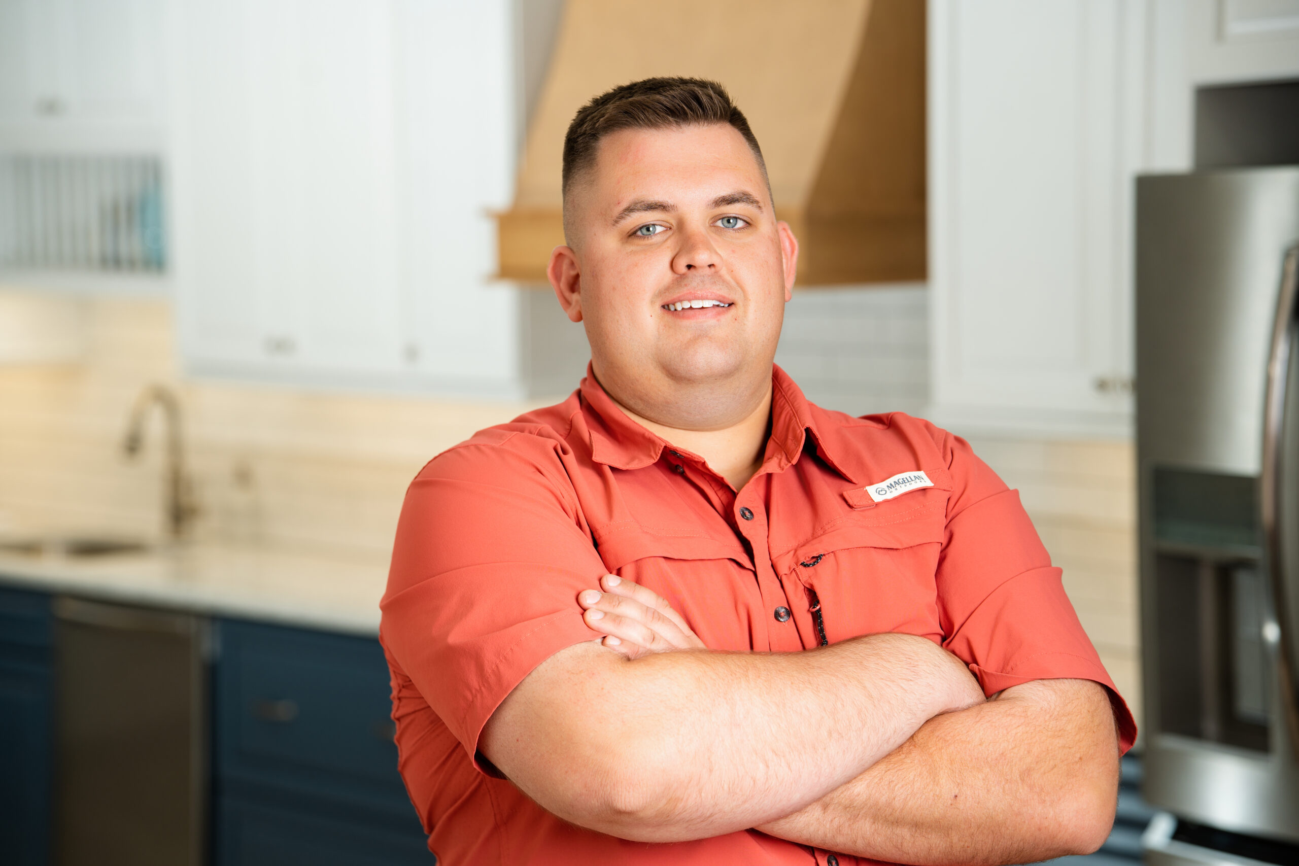 Craftsman finishing a custom remodel